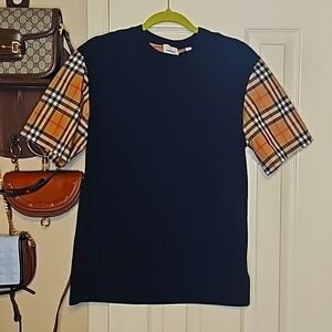 Burberry t-shirt